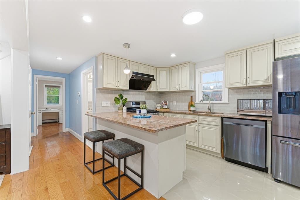 Single Family Residence at 63 Dickerman Lane, Braintree MA 02184, photo 9 of 34