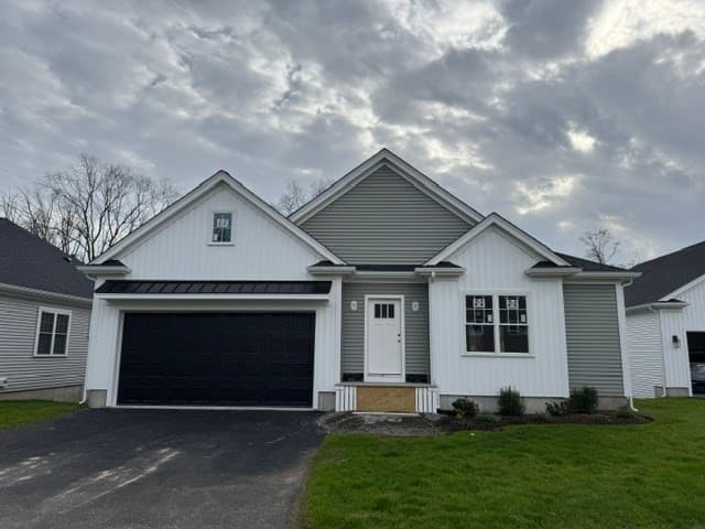 3 Coach Road, Easton MA 02375