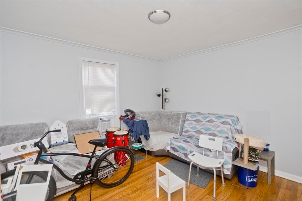 90 Andrew St, Springfield MA 01109 photo 7