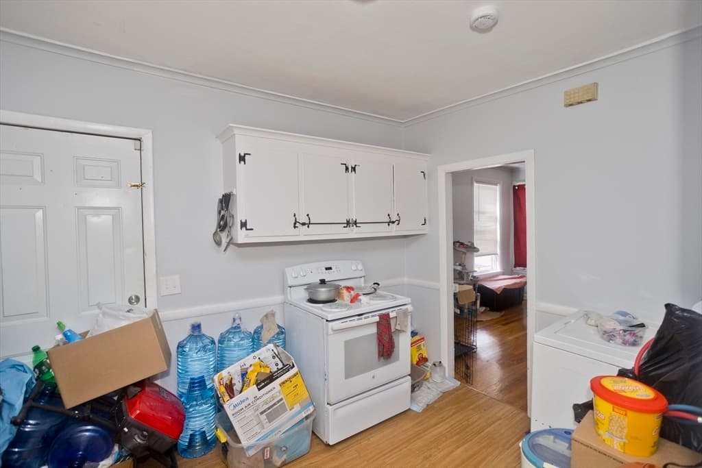 90 Andrew St, Springfield MA 01109 photo 14