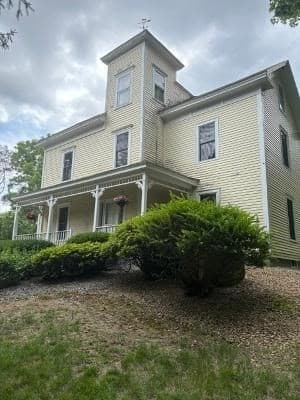 761 Grove Street, Worcester MA 01605