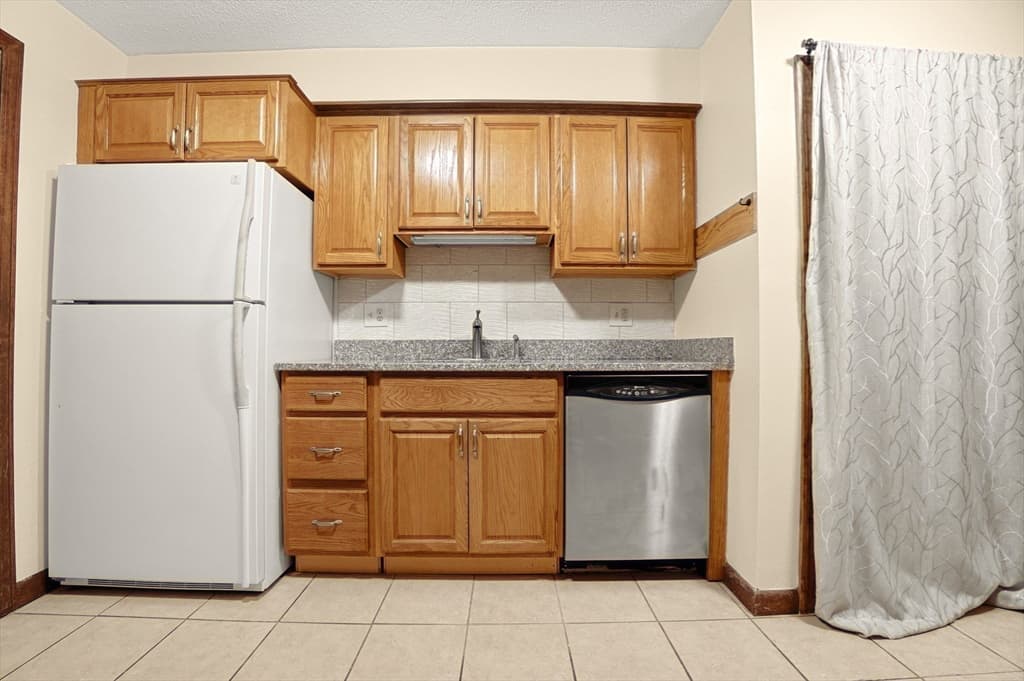 14 Royal Lake Drive # 1, Braintree MA 02184 photo 13
