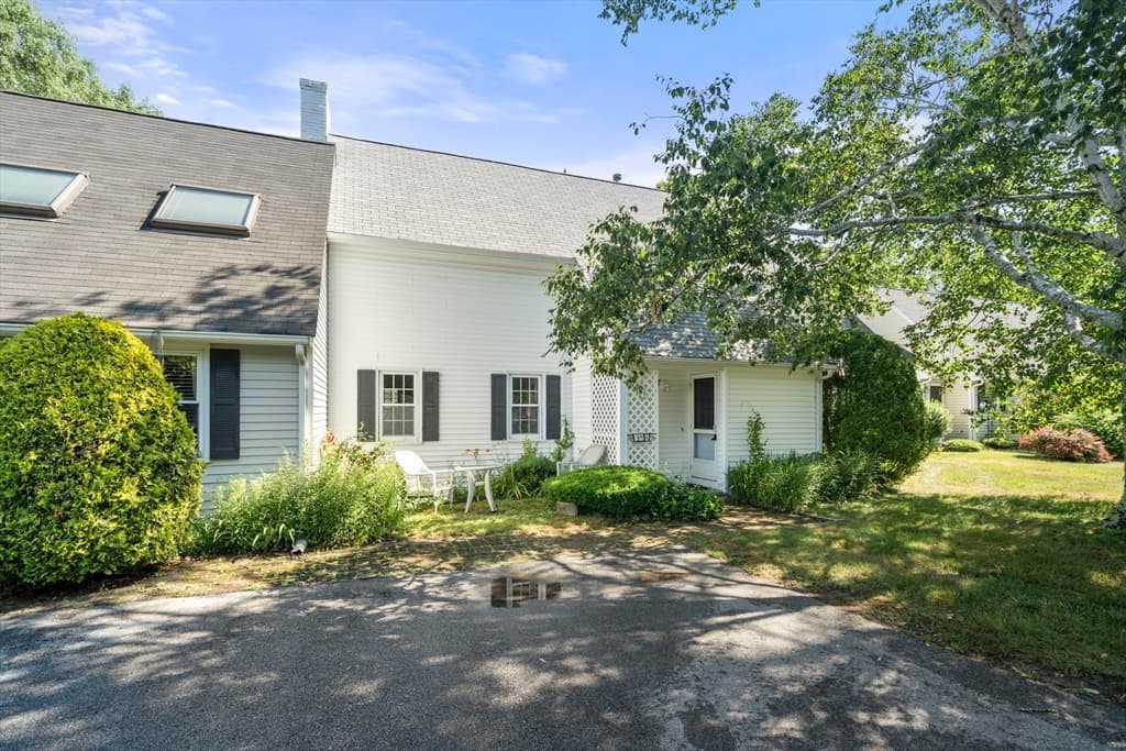 12 State Rd # 1B, Plymouth MA 02360