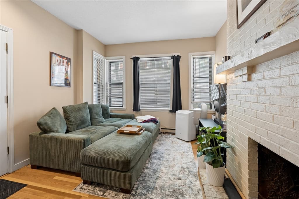 Condominium at 28 Edgerly Rd # 2, Boston MA 02115, Boston, photo 4 of 21