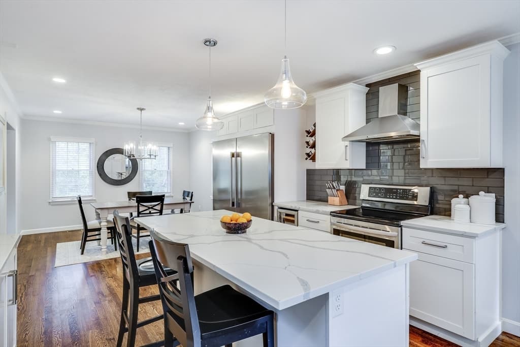 2 Harpers Hollow, Sandwich MA 02537