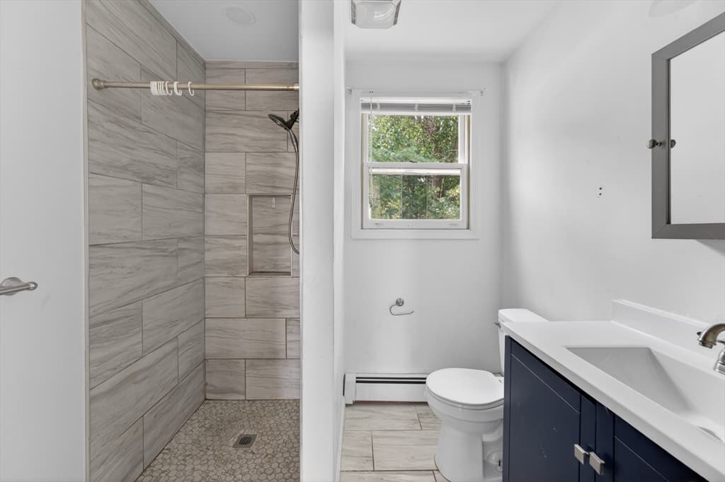 50 Lloyd Ave, Warwick RI 02889 photo 12