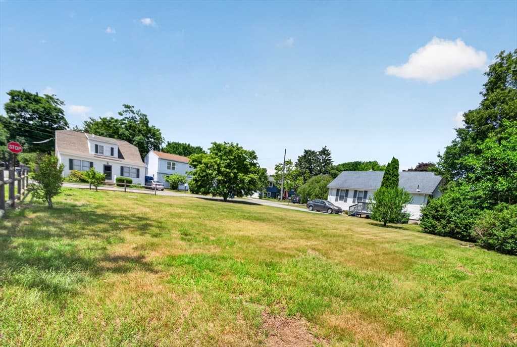 50 Lloyd Ave, Warwick RI 02889 photo 20