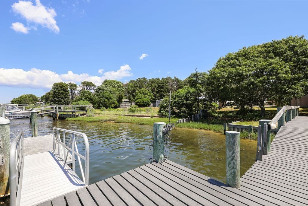 Single Family Residence at 379 Monomoscoy Rd, Mashpee MA 02649, Mashpee, photo 33 of 34