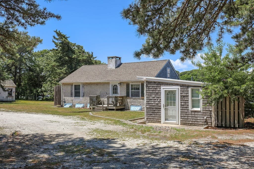 Single Family Residence at 379 Monomoscoy Rd, Mashpee MA 02649, Mashpee, photo 19 of 34