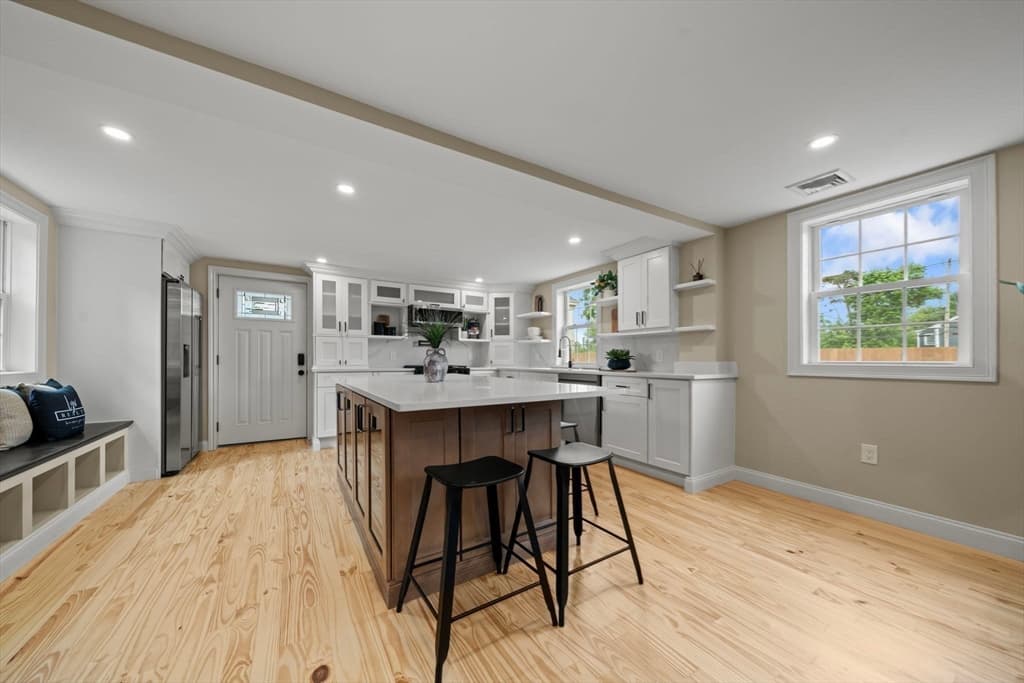 162 High St # B, Danvers MA 01923 photo 8
