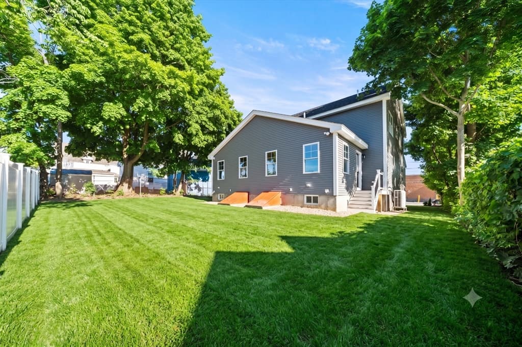 Single Family Residence at 7 4th Ave # 7, Haverhill MA 01830, photo 11 of 12