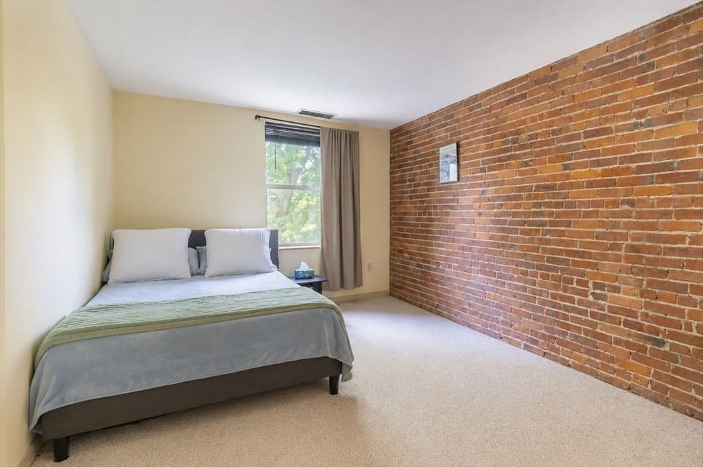 Condominium at 102 Gainsborough St # 402E, Boston MA 02115, Boston, photo 13 of 18