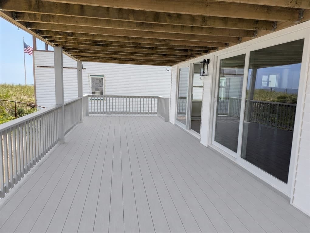 4 Family at 498-500 N End Blvd, Salisbury MA 01952, Salisbury, photo 27 of 42