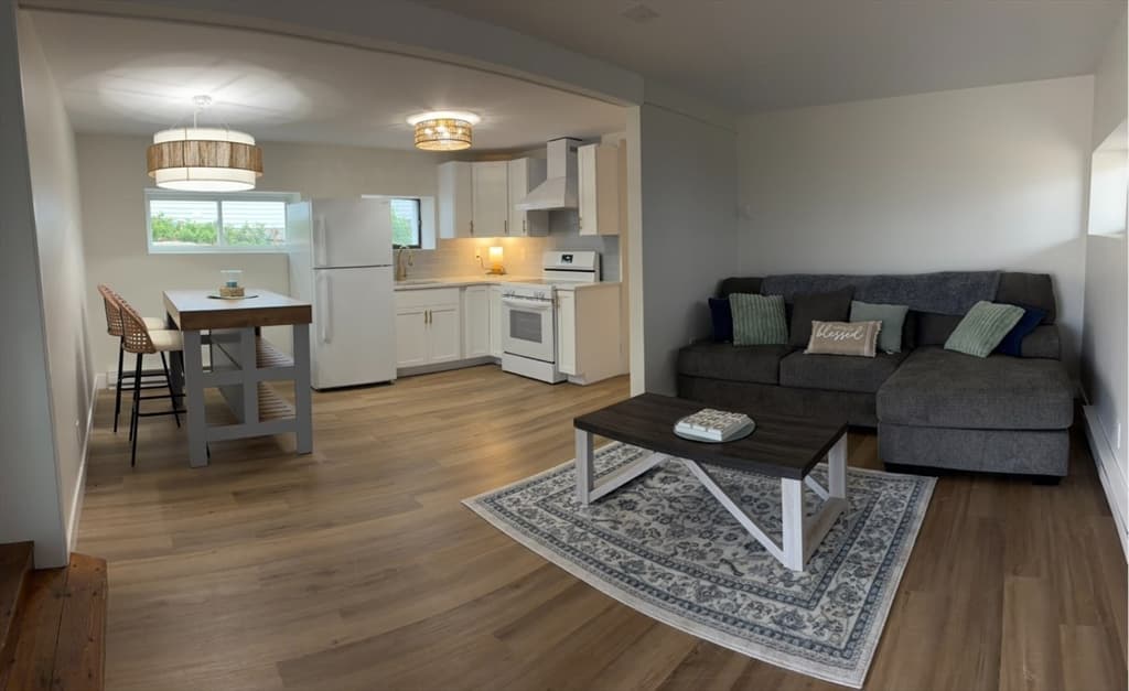 4 Family at 498-500 N End Blvd, Salisbury MA 01952, Salisbury, photo 30 of 42