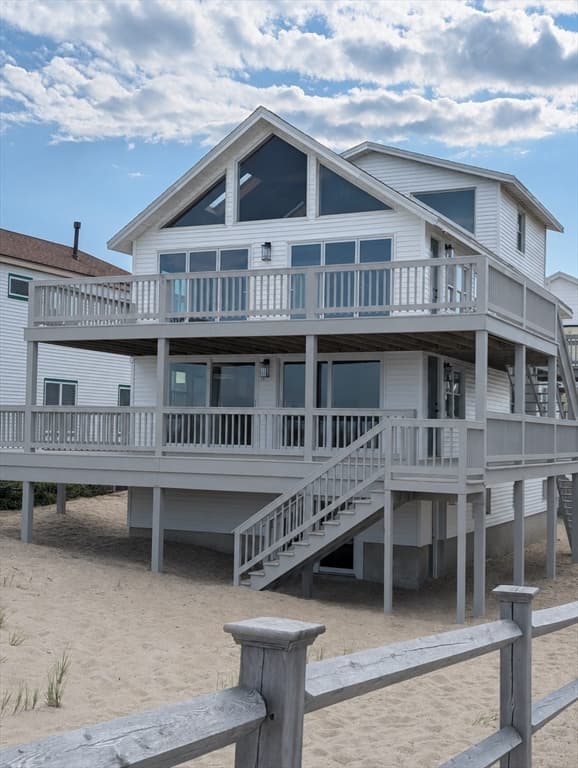 4 Family at 498-500 N End Blvd, Salisbury MA 01952, Salisbury, photo 41 of 42