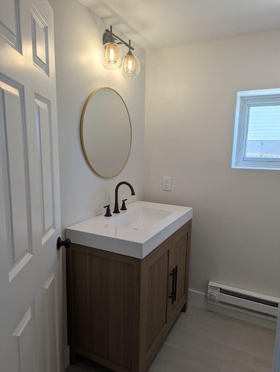 4 Family at 498-500 N End Blvd, Salisbury MA 01952, Salisbury, photo 31 of 42