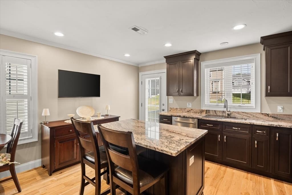 8 Bernards Way # 8, Lakeville MA 02347 photo 17