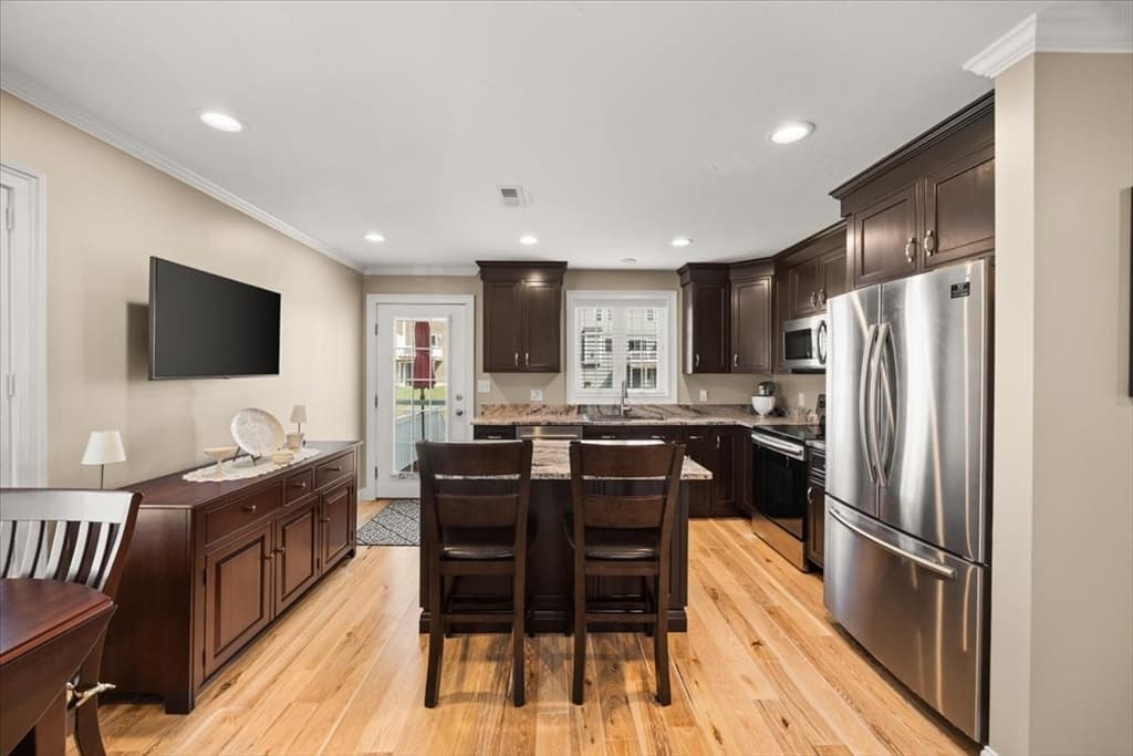 8 Bernards Way # 8, Lakeville MA 02347 photo 16