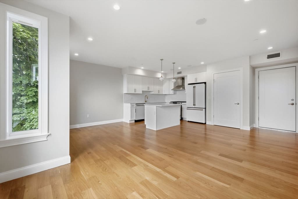 Condominium at 40 Westmoreland St # 8, Boston MA 02124, Boston, photo 2 of 22