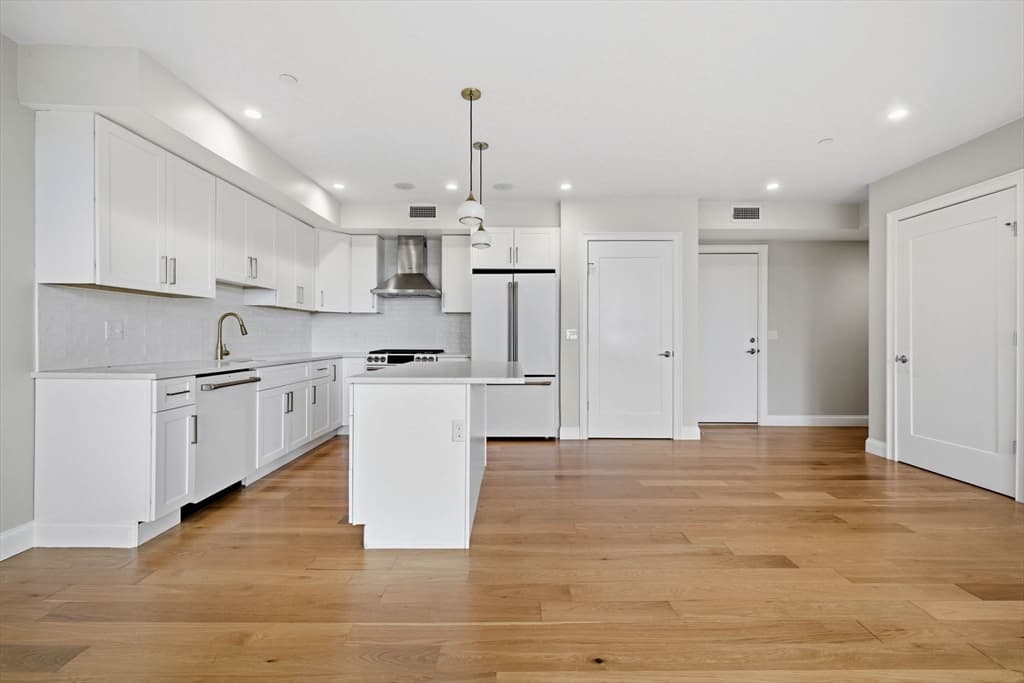 Condominium at 40 Westmoreland St # 8, Boston MA 02124, Boston, photo 5 of 22