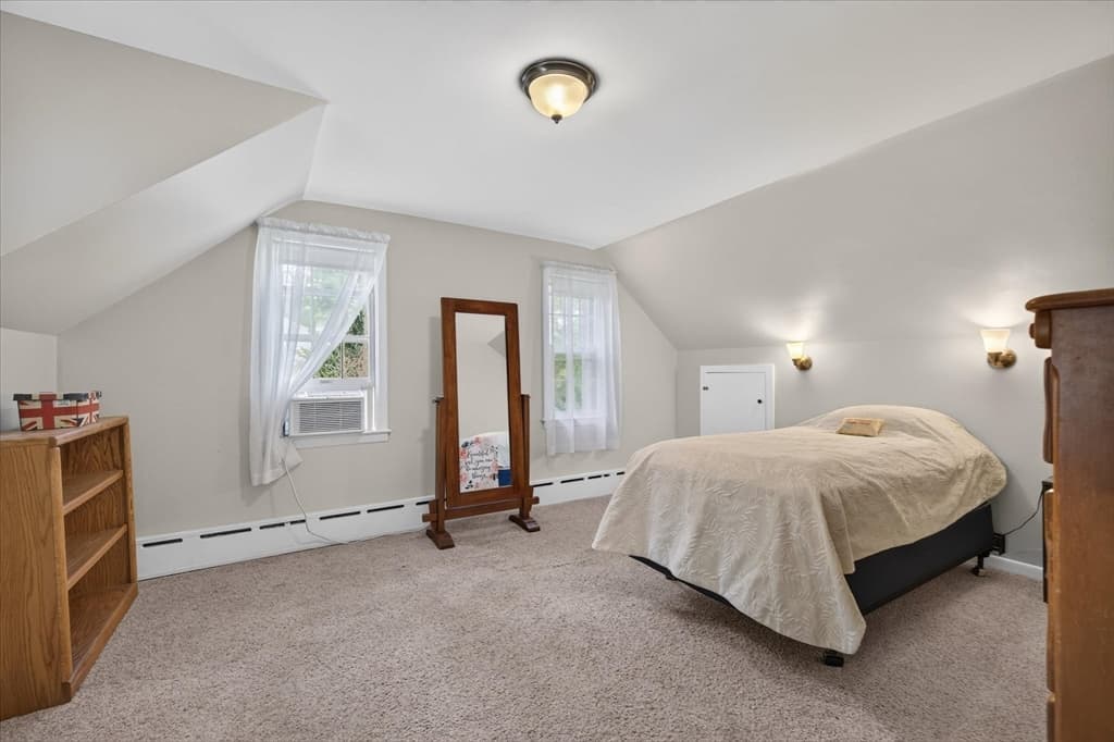 11 Foster St, Oxford MA 01540 photo 20