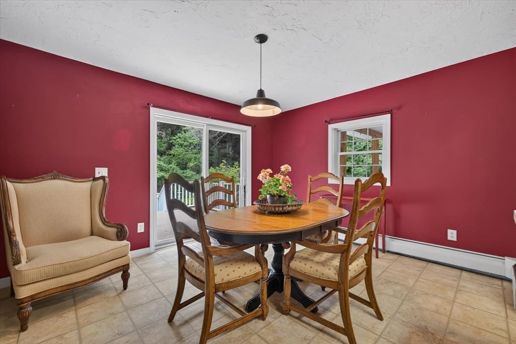 11 Foster St, Oxford MA 01540 photo 10
