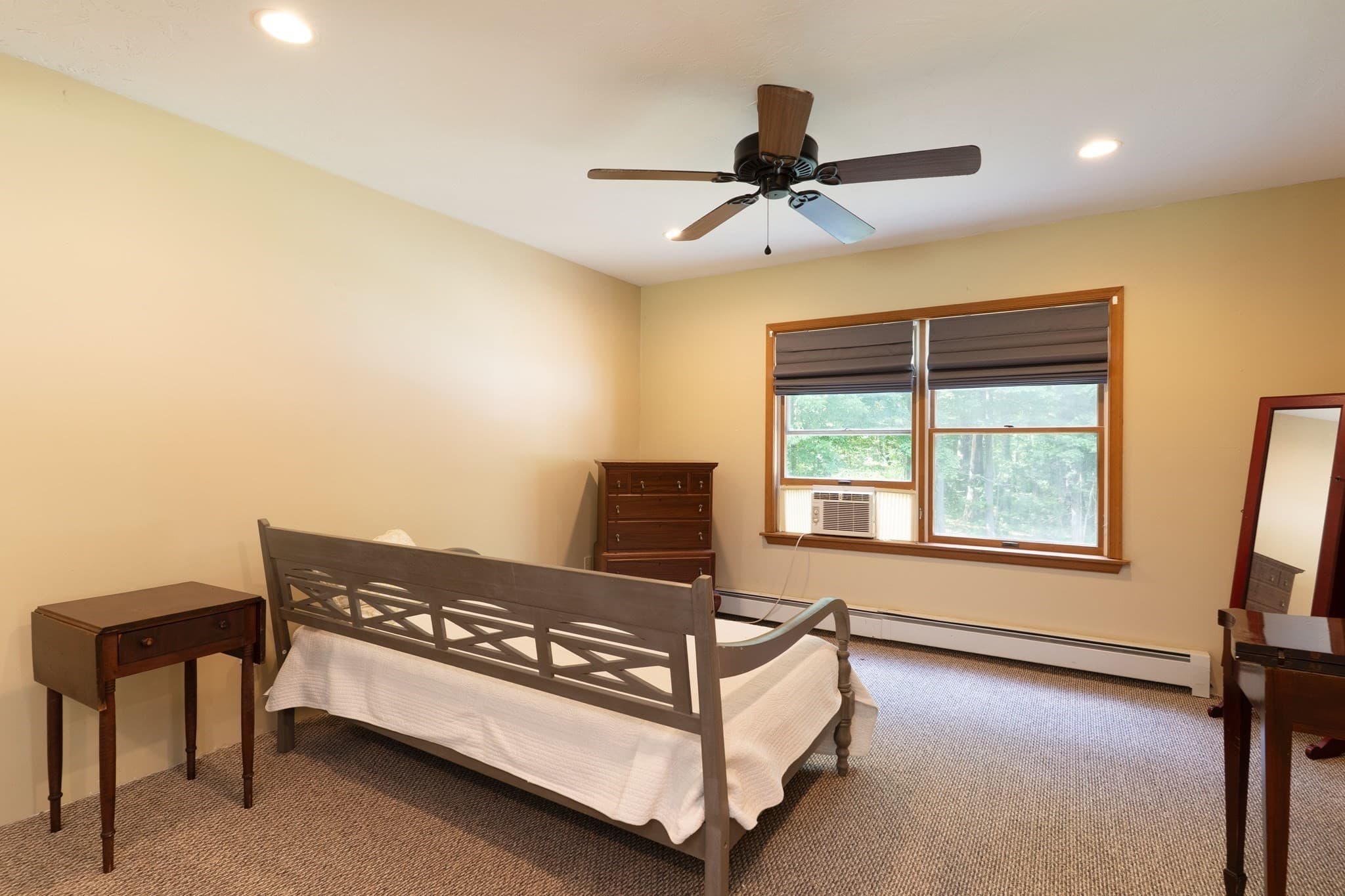 Single Family Residence at 1 Barefoot Ln, Brookfield MA 01506, Brookfield, photo 28 of 41
