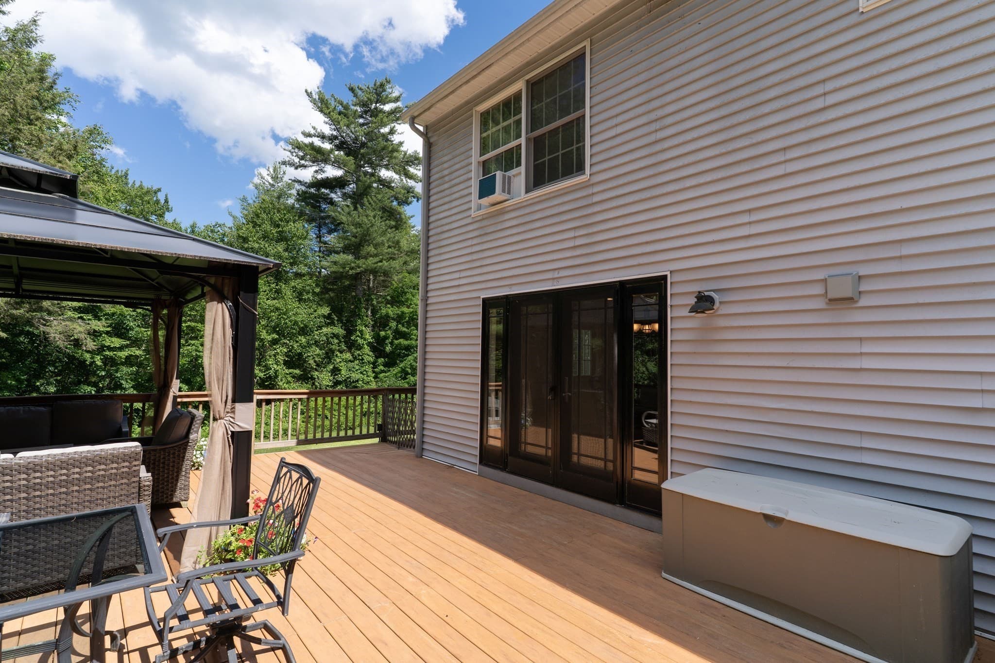 Single Family Residence at 1 Barefoot Ln, Brookfield MA 01506, Brookfield, photo 9 of 41