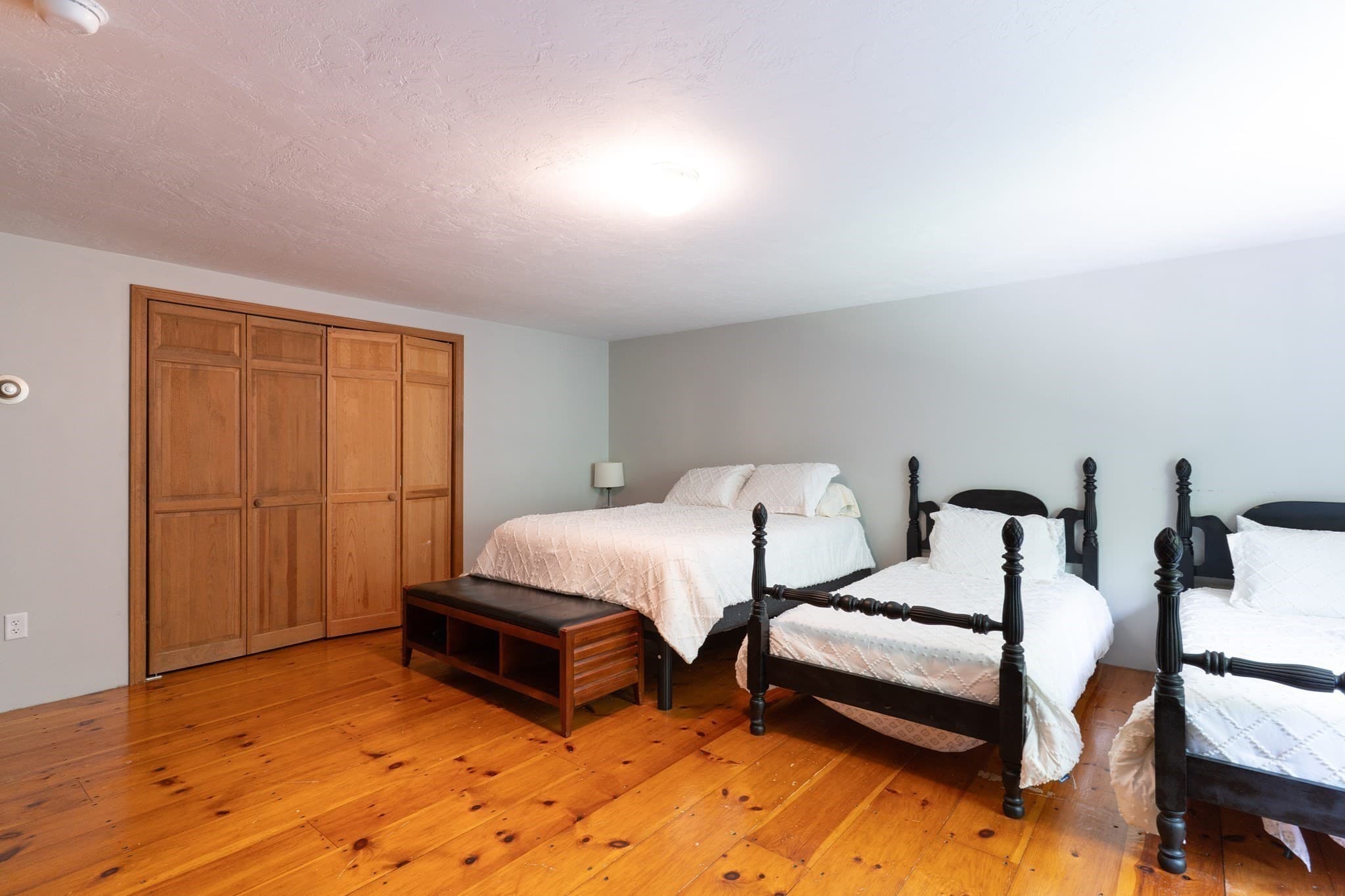 Single Family Residence at 1 Barefoot Ln, Brookfield MA 01506, Brookfield, photo 25 of 41