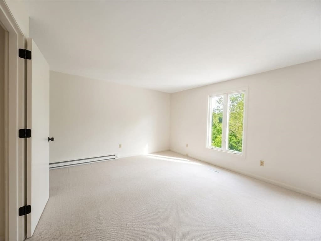 10 Winston Ct # 10, Amherst MA 01002 photo 12