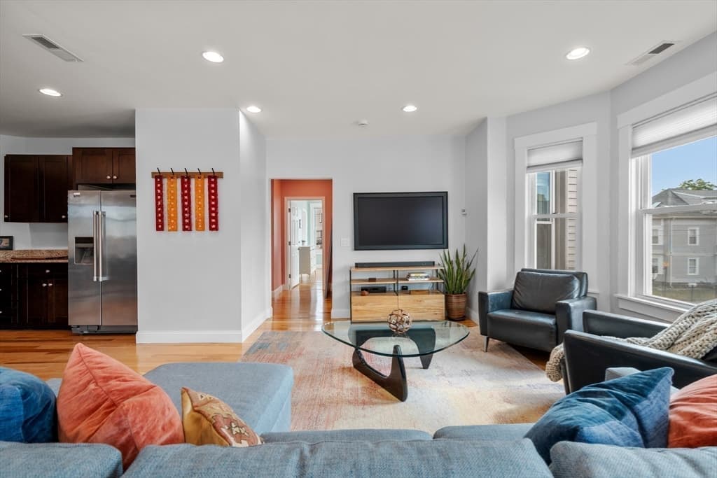 659 Moody St # 3, Waltham MA 02453 photo 6