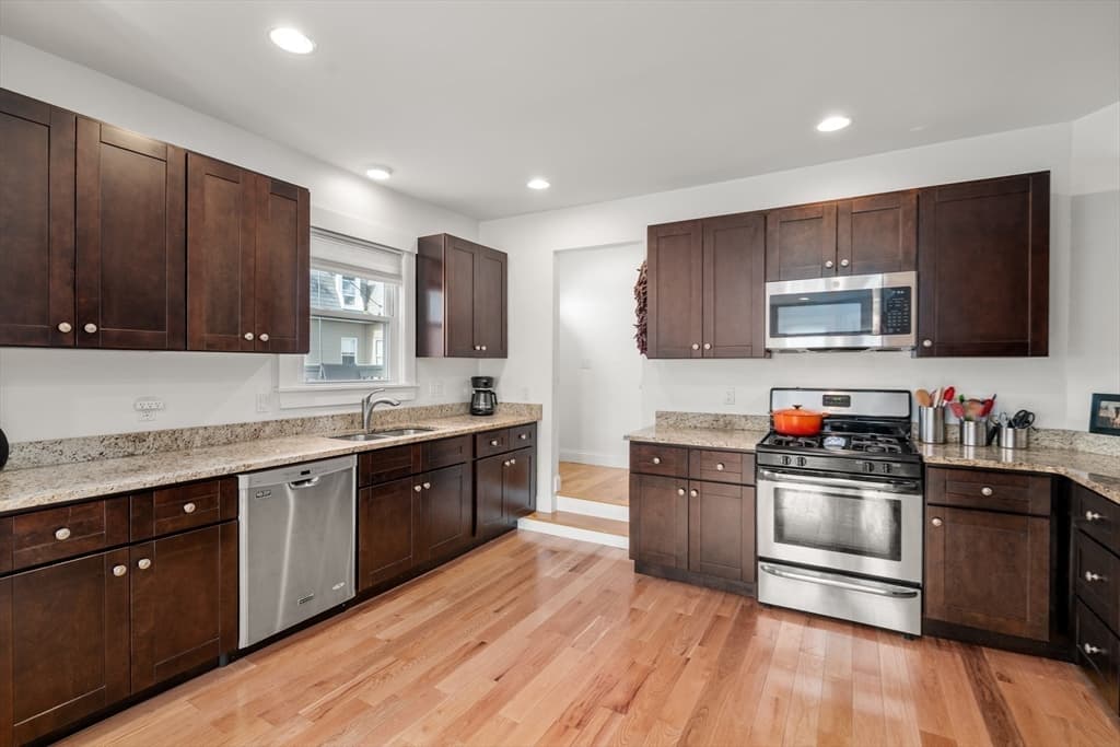 659 Moody St # 3, Waltham MA 02453 photo 12