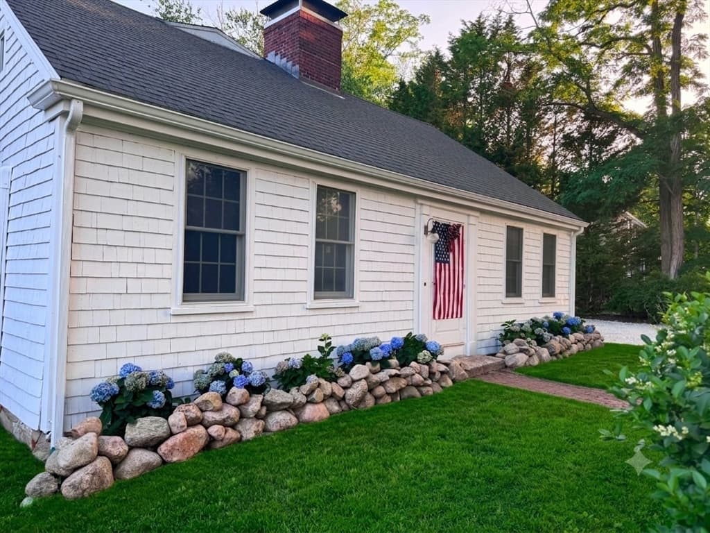 200 Main, Sandwich MA 02563