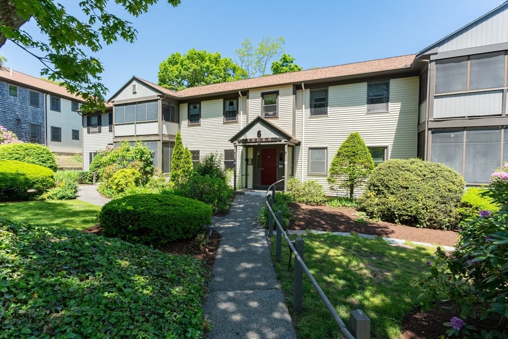 14 Harold Street # 6B, Harwich MA 02646