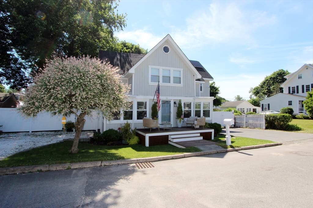 22 Maple Street, Wareham MA 02571 photo 5