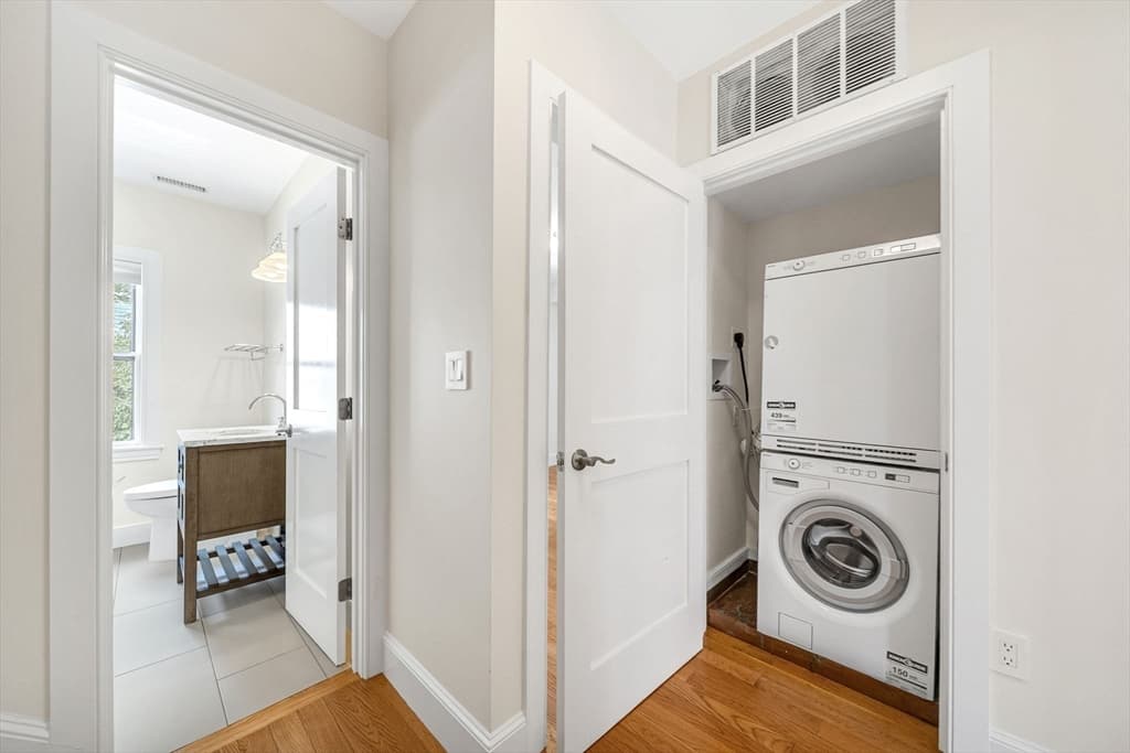 2 Kenway St, Cambridge MA 02138 photo 21