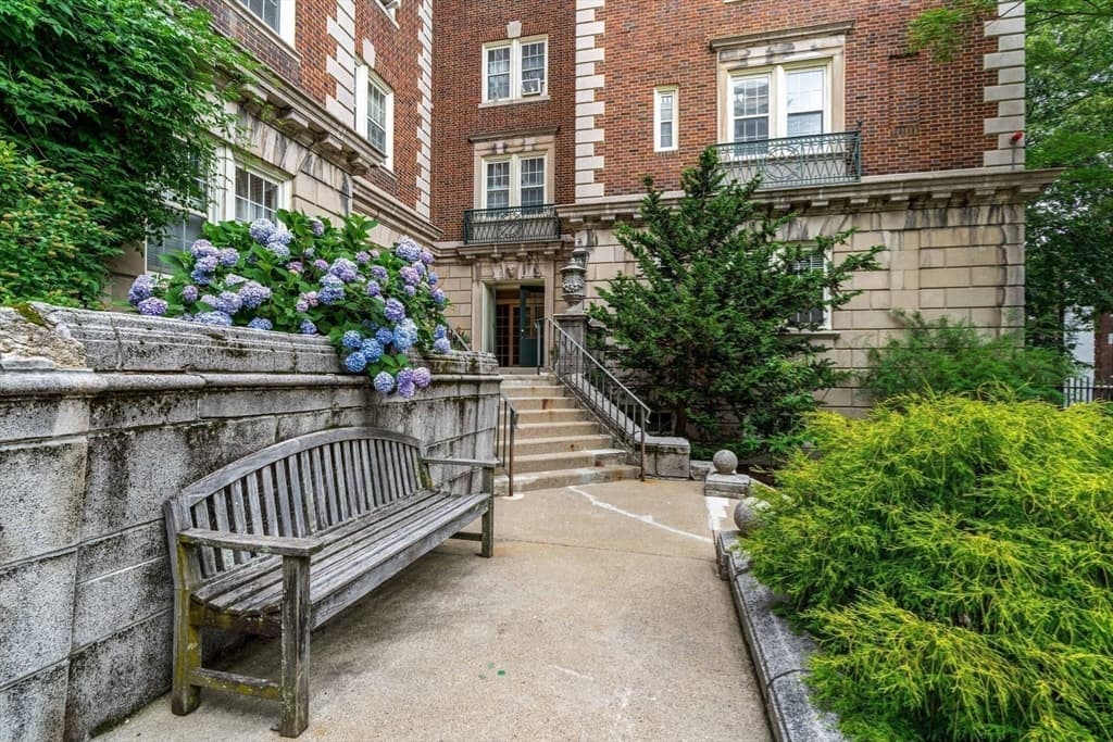 5 Arlington Street # 25, Cambridge MA 02420 photo 21