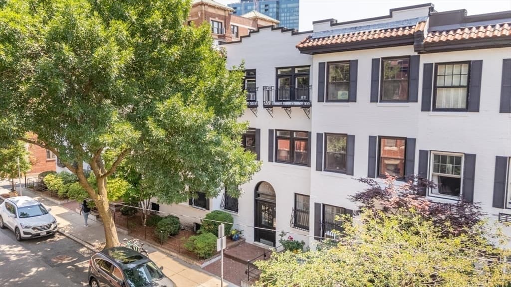 Condominium at 18 Medfield St. # 4, Boston MA 02215, Boston, photo 23 of 30