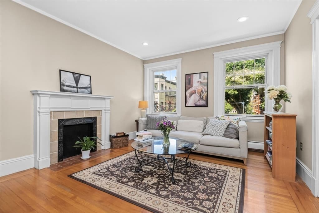 Condominium at 18 Medfield St. # 4, Boston MA 02215, Boston, photo 3 of 30