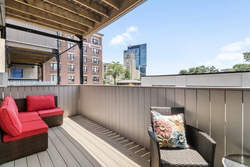 Condominium at 18 Medfield St. # 4, Boston MA 02215, Boston, photo 19 of 30