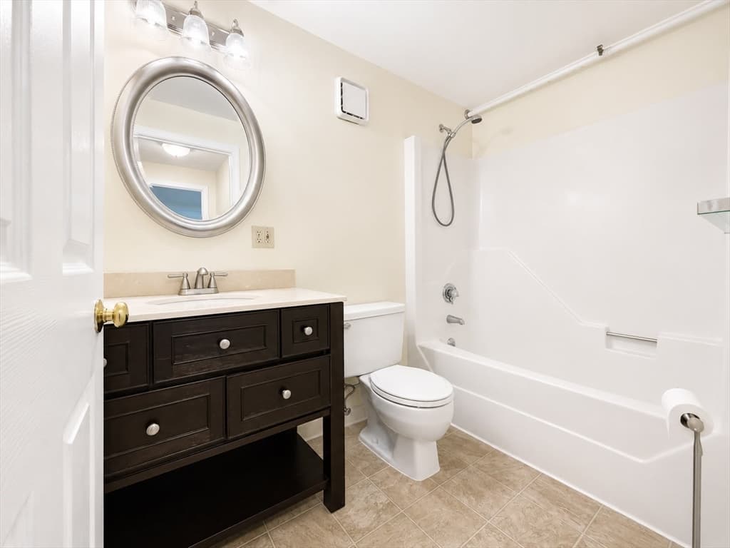 200 Market St # 204, Lowell MA 01852 photo 12