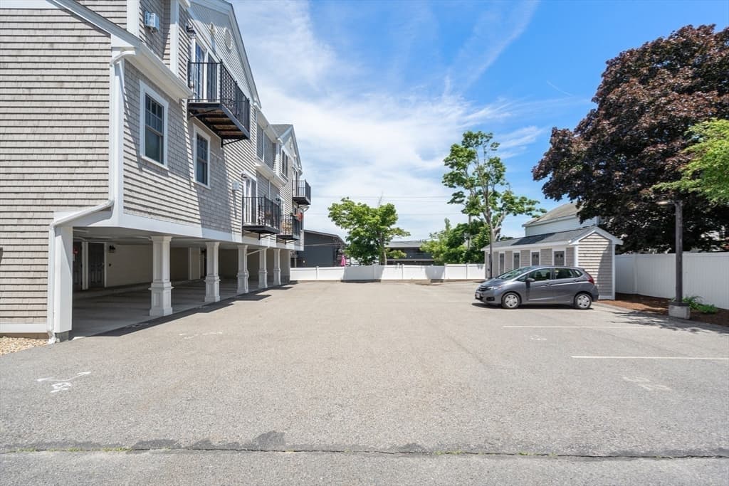 Condominium at 27 Howland # 7, Plymouth MA 02360, Plymouth, photo 32 of 39