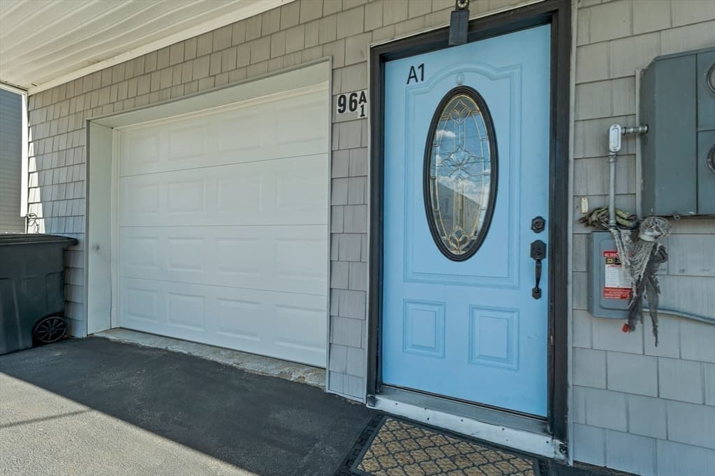4 Family at 96 Atlantic Ave, Salisbury MA 01952, Salisbury, photo 26 of 42