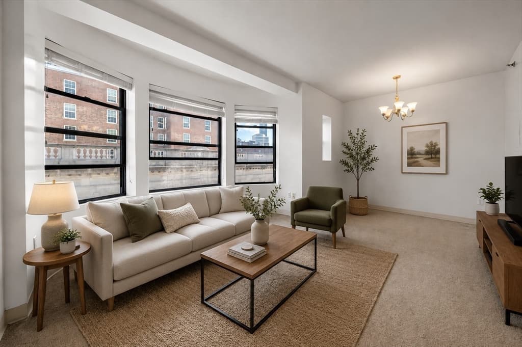 Condominium at 636 Beacon St # 505, Boston MA 02215, photo 2 of 26