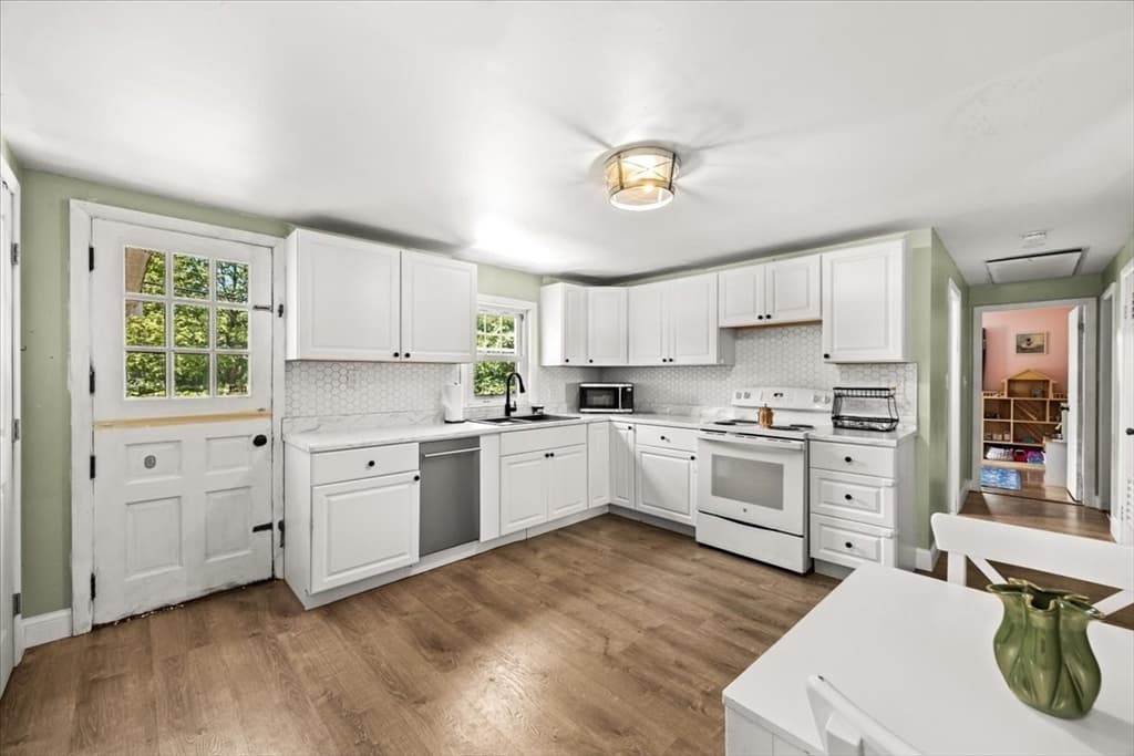 600 Randolph, Abington MA 02351 photo 3