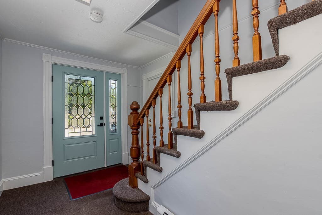 27 Jefferson St, Taunton MA 02780 photo 3