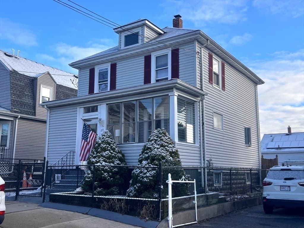 29 Adams Ave, Everett MA 02149