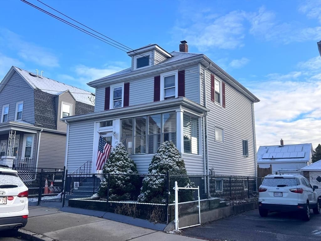 29 Adams Ave, Everett MA 02149 photo 4