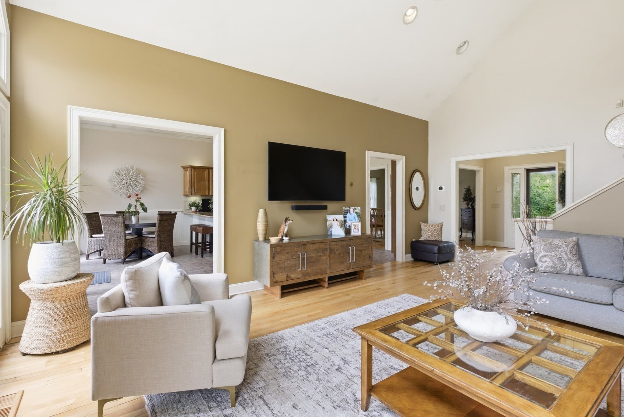 Single Family Residence at 3 Sandpiper Dr, Westport MA 02790, photo 22 of 41