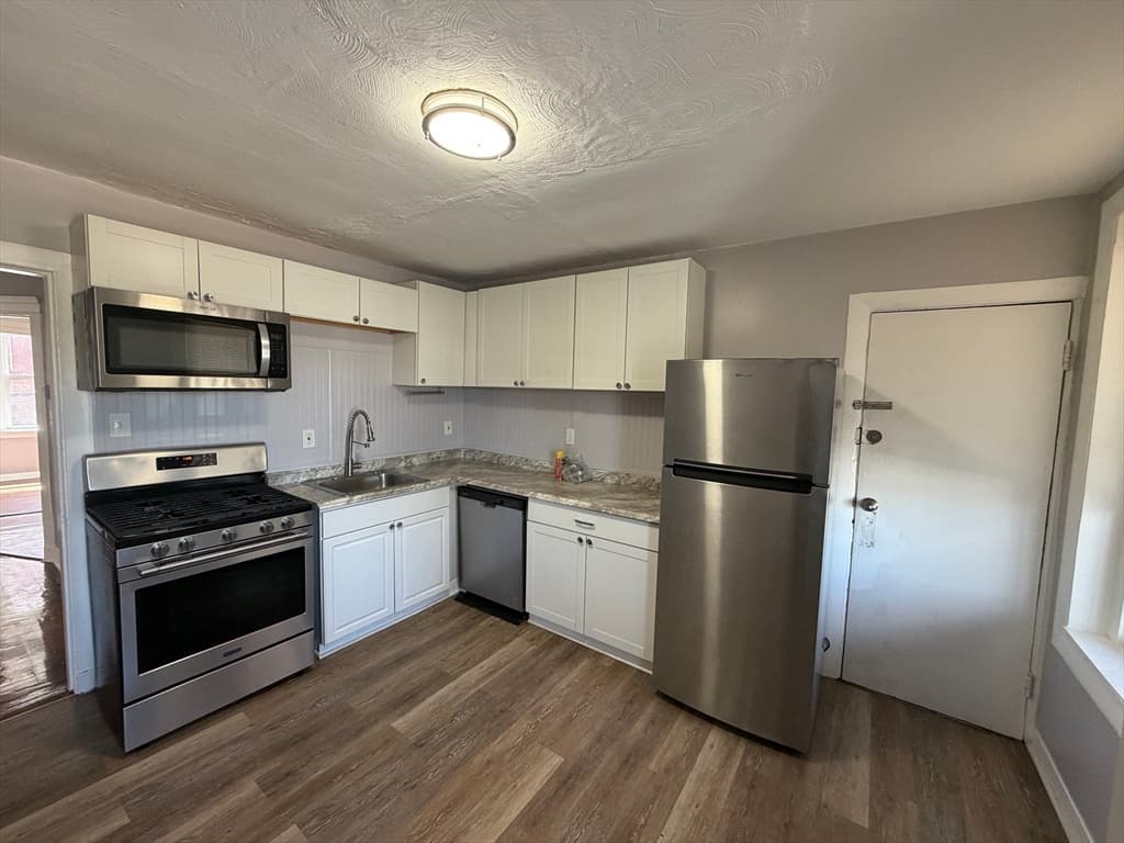 5-9 Family at 15 Codman Park, Boston MA 02119, photo 2 of 6